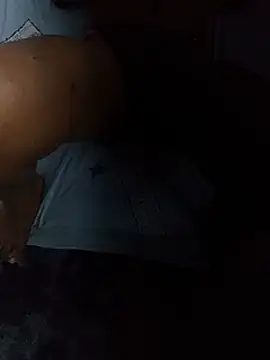 Sarahlove01のライブXXXチャット