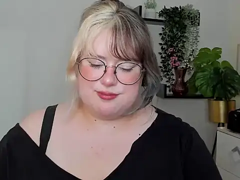 OpheliaLush Live XXX Chat