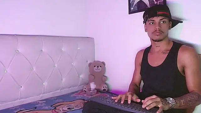 Angel_foxc13 Chat XXX live