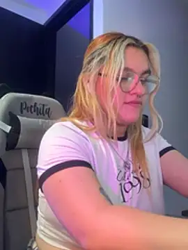 Sophia_Weest99 Live XXX Chat