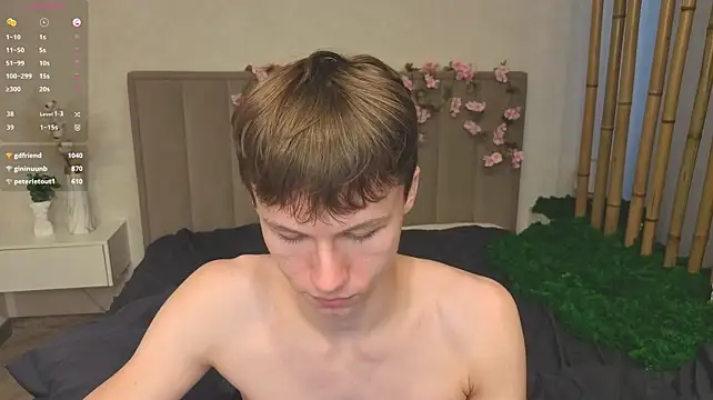 cuMte_boy Chat XXX live