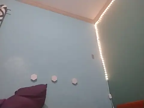 Chatroom XXX en direct de ReallyReallyReal