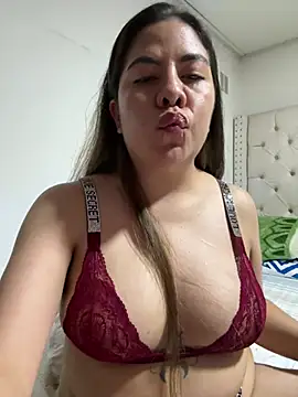 Majou9988 Live XXX-Chat