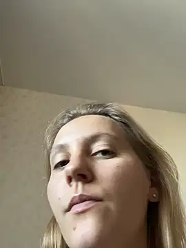 Ann_first_kiss Live XXX Chat