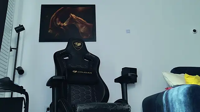 ChrisKox Adlı Modelin Canlı XXX Sohbeti