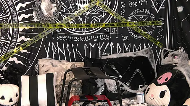 Paige_Turner: онлай н-секс-чат