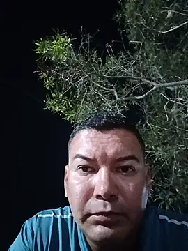 Chatroom XXX en direct de Romeo_sex15
