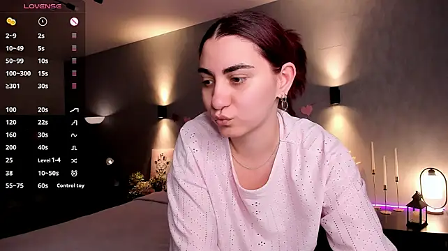 XXX chat uživo modela hannacheekss_