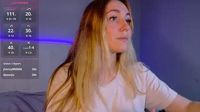 LunaXBaddie's Live XXX Chat