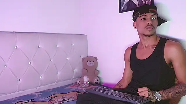 دردشة Angel_foxc13 الجنسية المباشرة