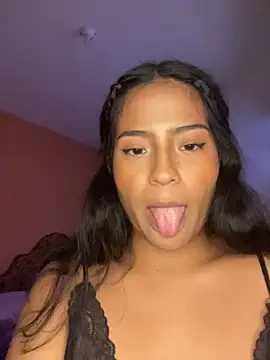 צ'אט XXX בשידור חי של LeahBar