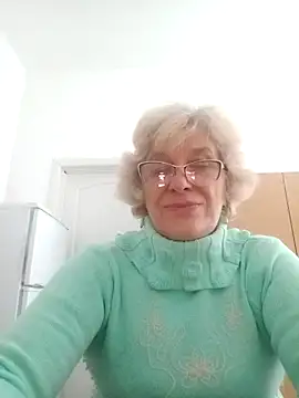 Živý XXX chat 52MiaLove02