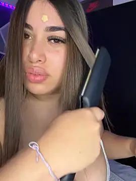 jazminslut Chat XXX in diretta