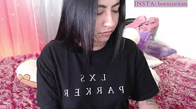 SatansWife Live XXX Chat