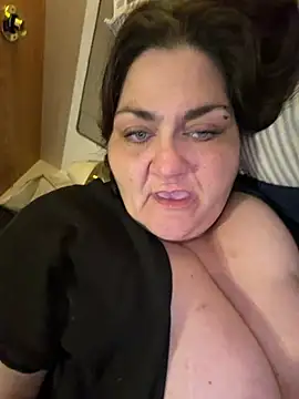 SugarTits225@xh Live XXX Chat