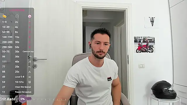 Онлайн чат XXX ZackFraser