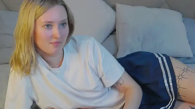 MarianeSun's Live XXX Chat