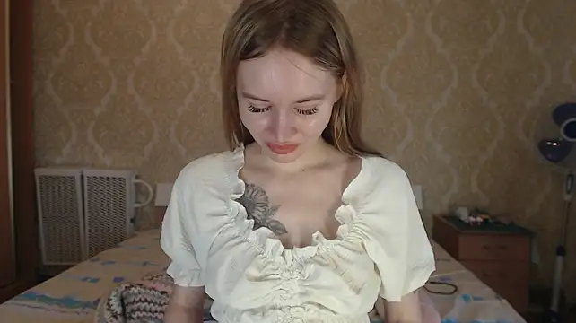 Kitkaat00 Live XXX Chat