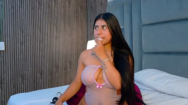 Chat +18 de ScarletJons ao vivo