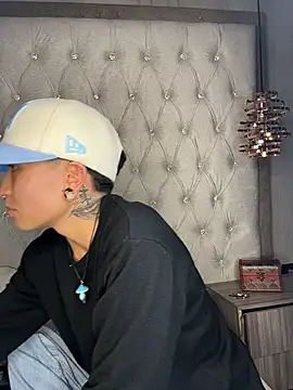 ian_mathias_ Chat XXX in diretta