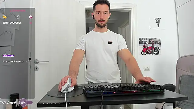 Živý XXX chat ZackFraser