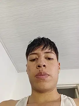 Chat +18 de Cam1_Flix ao vivo