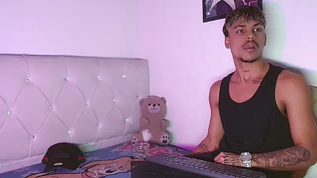 Angel_foxc13's Live XXX Chat