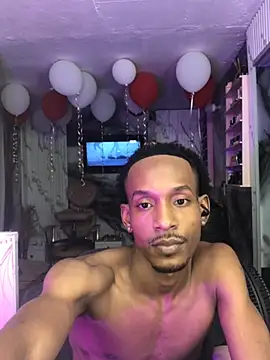 Kiing_afroditho Webcam Show