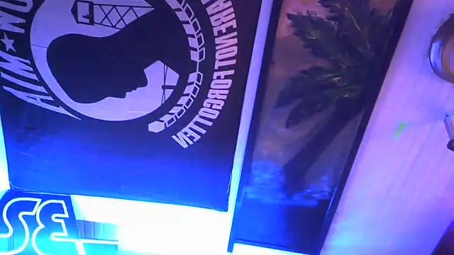 crassanova Live XXX Chat
