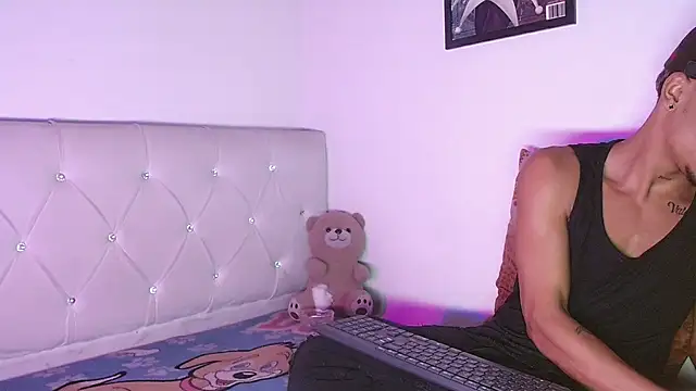 دردشة Angel_foxc13 الجنسية المباشرة