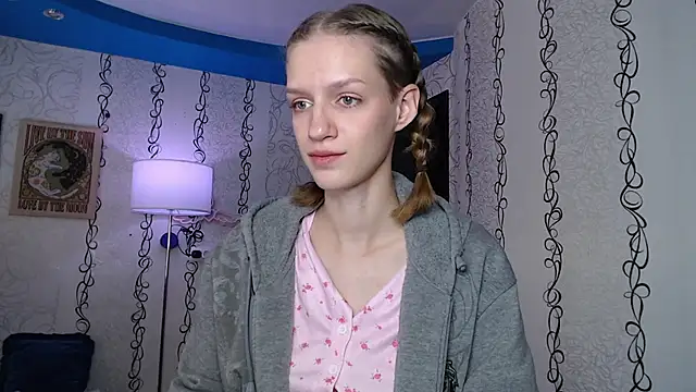 Chrissy_Joyful Chat XXX in diretta