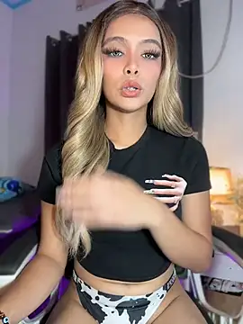 Chat XXX en directo de MajesticKitana
