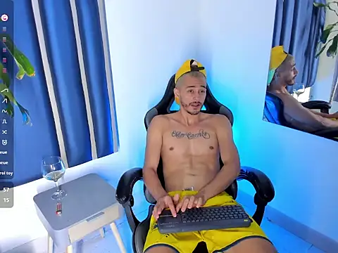 Damiam_23 live XXX chat