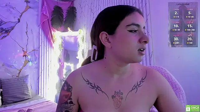 Naomy_tay1 Live XXX Chat
