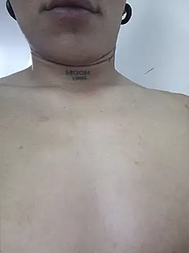 LiamDeeps Chat XXX live
