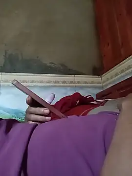 NIANIAKUTE Adlı Modelin Canlı XXX Sohbeti