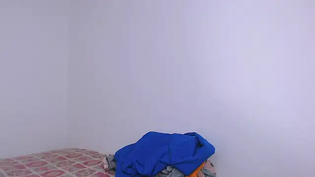 monserrath_bitch_naughty 即時 XXX 聊天