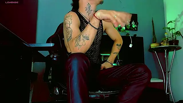 Chatroom XXX en direct de HannibalLester