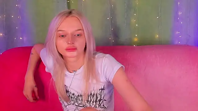 AlessaKiss 现场XXX聊天