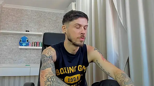 JonahShaw Chat XXX live