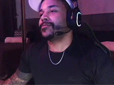 Chat +18 de aleparrudo ao vivo