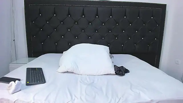 MaxLeons – Naživo XXX chat
