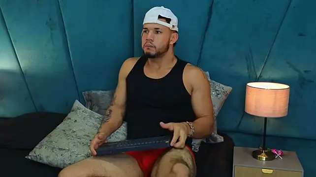 Chat +18 de masoncole_ ao vivo