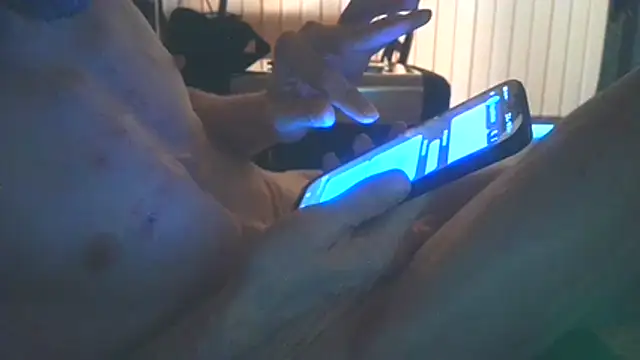 BlnAktivGay's Live XXX Chat