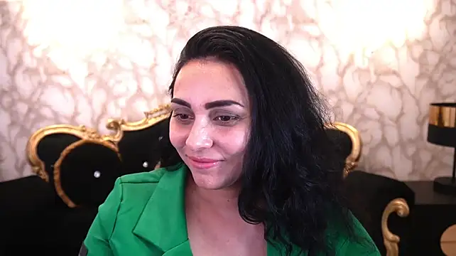 Chatroom XXX en direct de KarinaHaYess