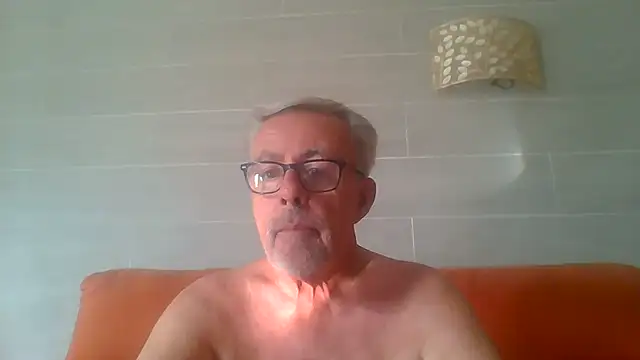 tuggy59 live XXX chat