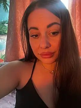 DaisyStreet's Live XXX Chat