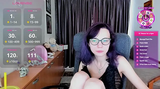 MiniLysii Adlı Modelin Canlı XXX Sohbeti