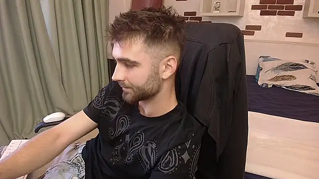 KyloEastn Webbikameraesitys