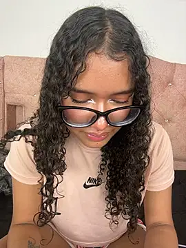 Bunny-firee Live XXX Chat